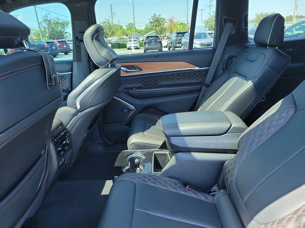 2023 Jeep Grand Cherokee L Summit