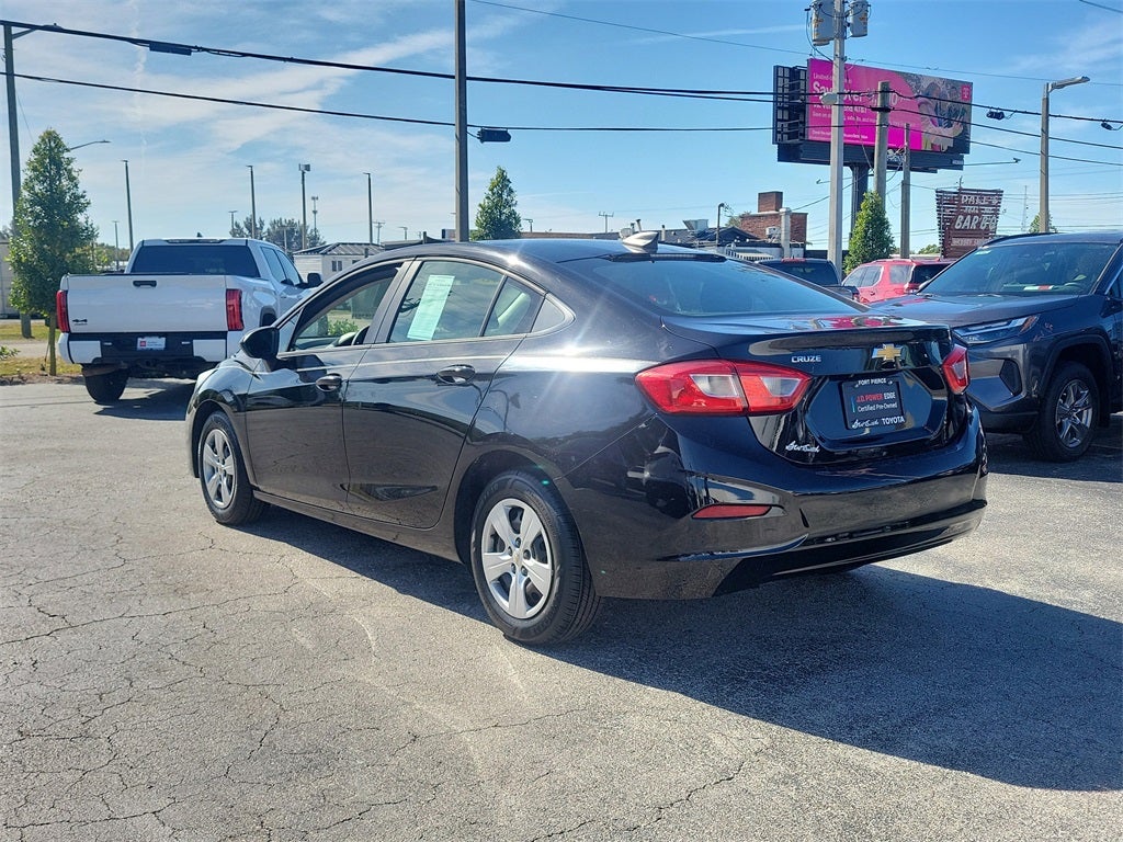 2018 Chevrolet Cruze LS