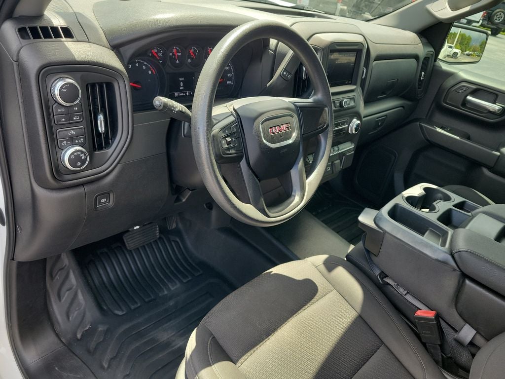 2023 GMC Sierra Pro