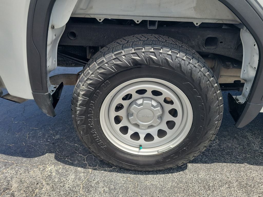 2023 GMC Sierra Pro