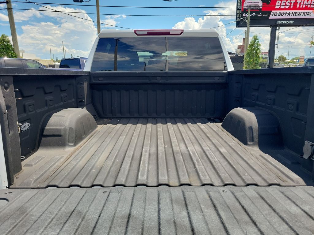 2023 GMC Sierra Pro