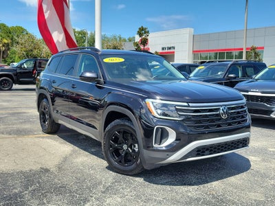 2025 Volkswagen Atlas 2.0T Peak Edition