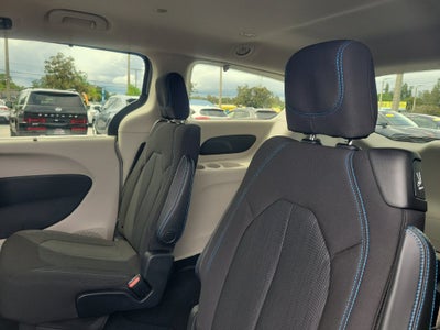 2021 Chrysler Pacifica Touring