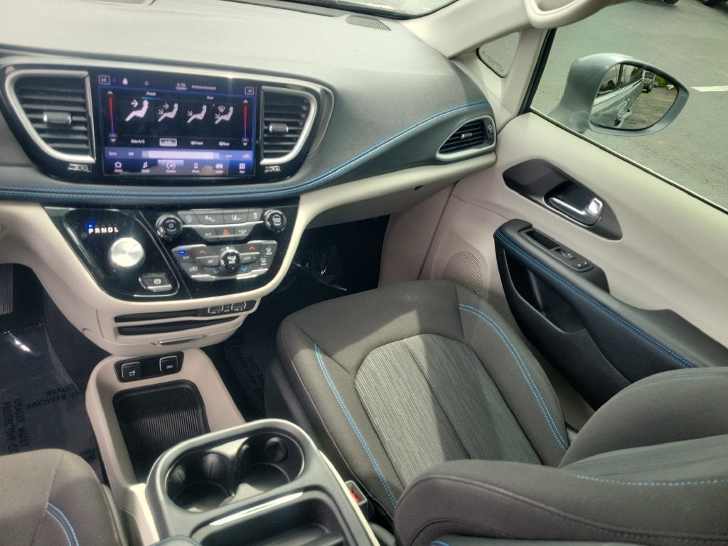 2021 Chrysler Pacifica Touring
