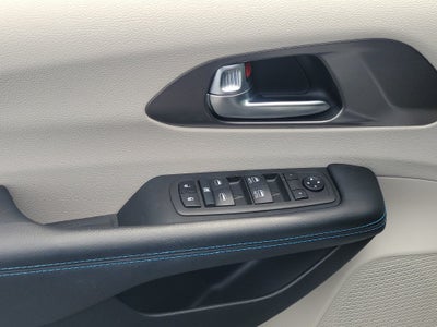 2021 Chrysler Pacifica Touring