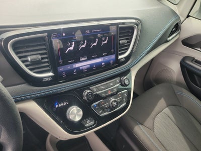 2021 Chrysler Pacifica Touring