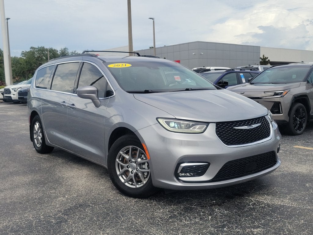 2021 Chrysler Pacifica Touring