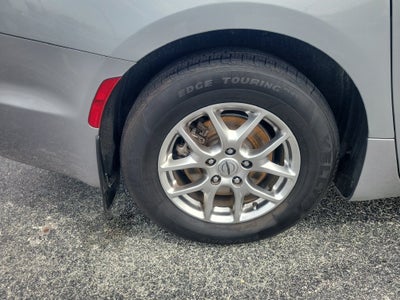 2021 Chrysler Pacifica Touring