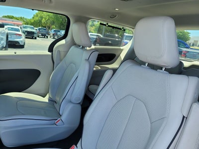 2021 Chrysler Pacifica Hybrid Limited