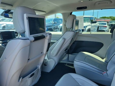 2021 Chrysler Pacifica Hybrid Limited