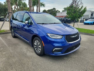 2021 Chrysler Pacifica Hybrid Limited