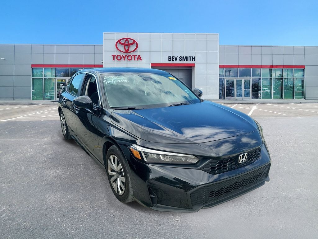 2025 Honda Civic LX CVT's photo
