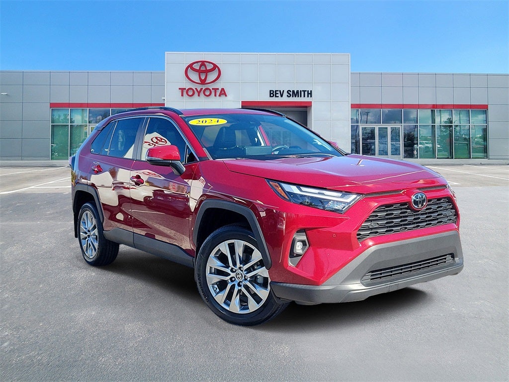 2024 Toyota RAV4 XLE Premium