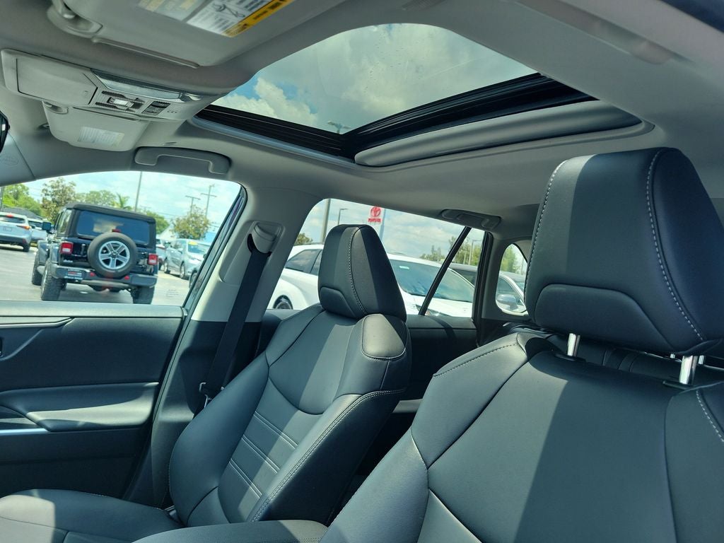 2025 Toyota RAV4 XLE Premium