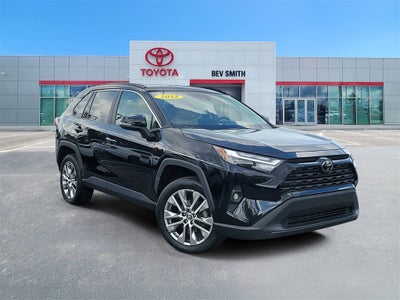 2022 Toyota RAV4 XLE Premium