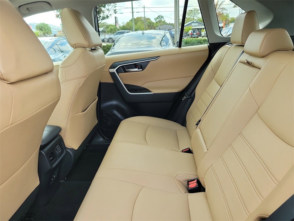 2022 Toyota RAV4 XLE Premium