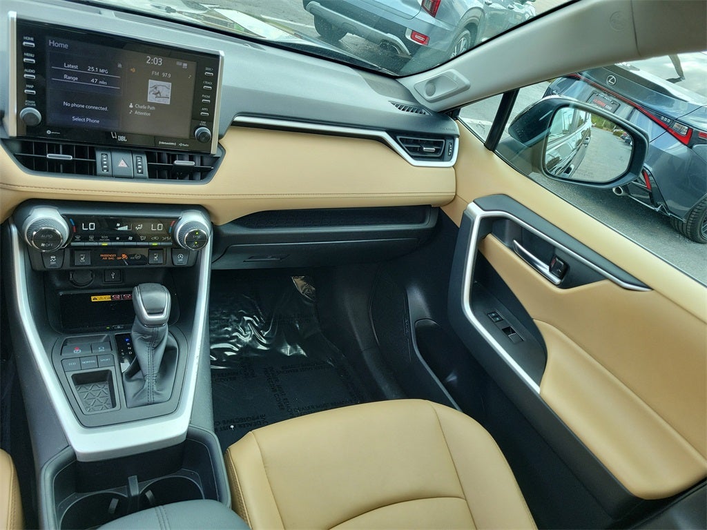 2022 Toyota RAV4 XLE Premium