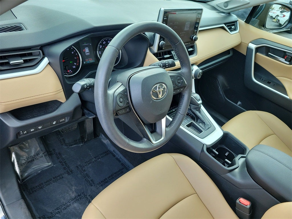 2022 Toyota RAV4 XLE Premium