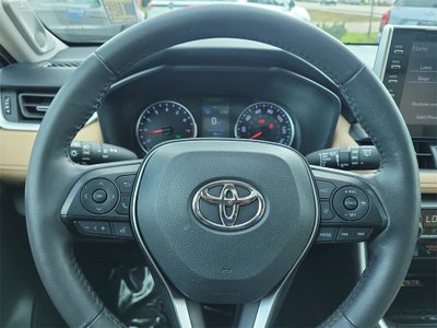 2022 Toyota RAV4 XLE Premium