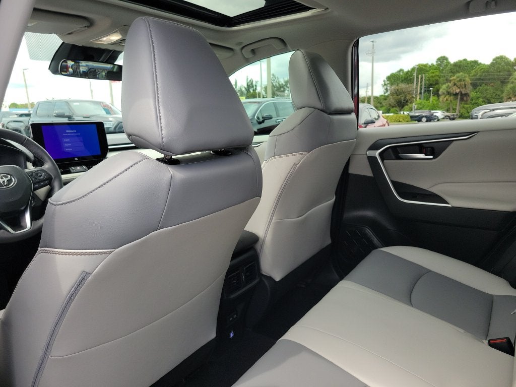 2025 Toyota RAV4 XLE Premium