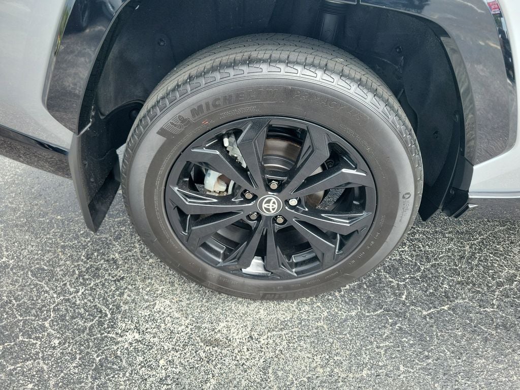 2024 Toyota RAV4 Hybrid XSE