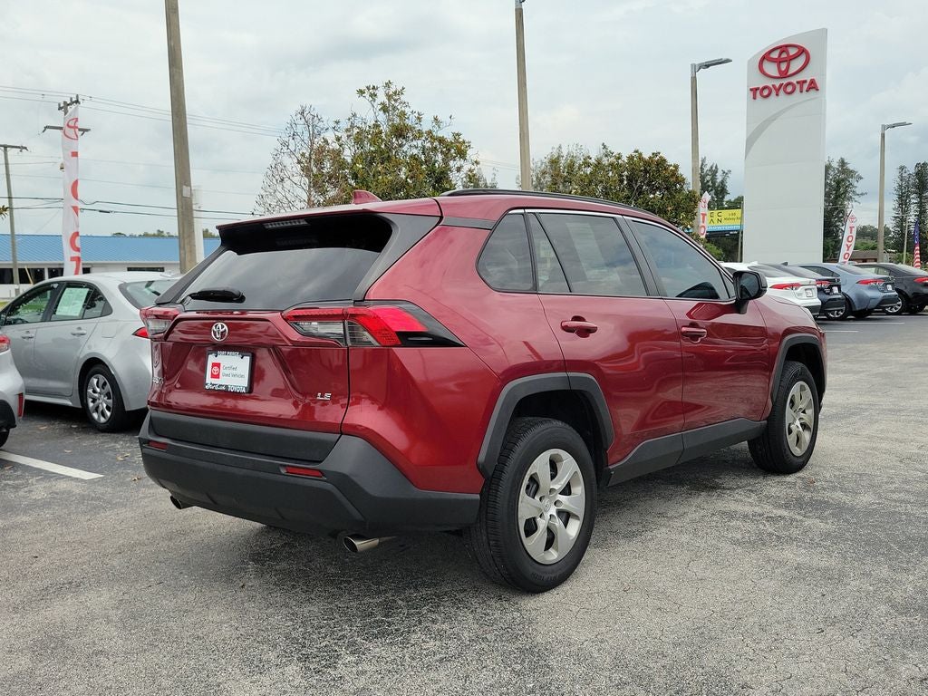 2019 Toyota RAV4 LE