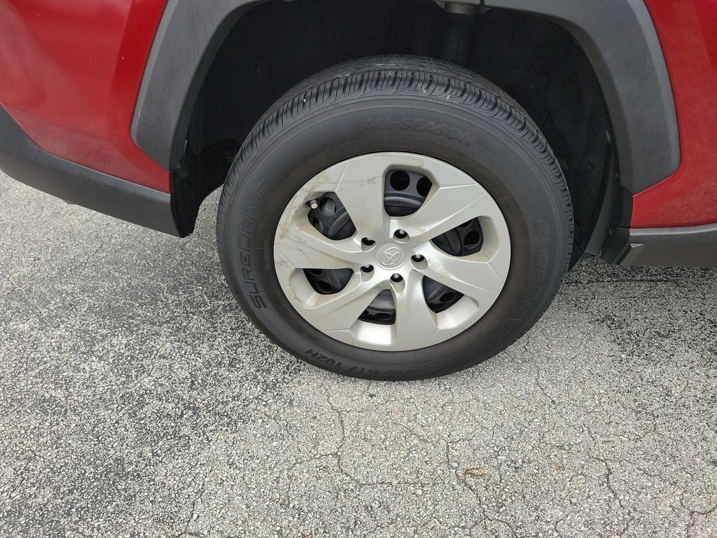 2019 Toyota RAV4 LE