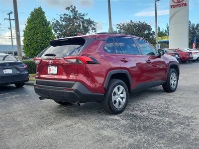 2021 Toyota RAV4 LE