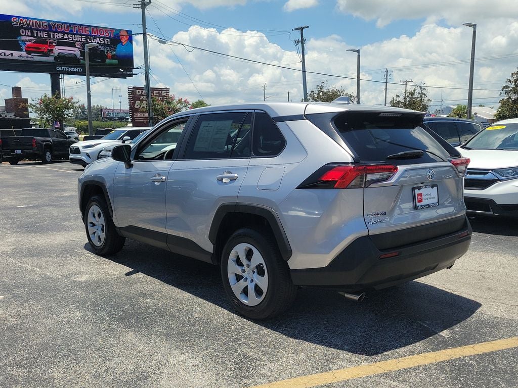 2025 Toyota RAV4 LE
