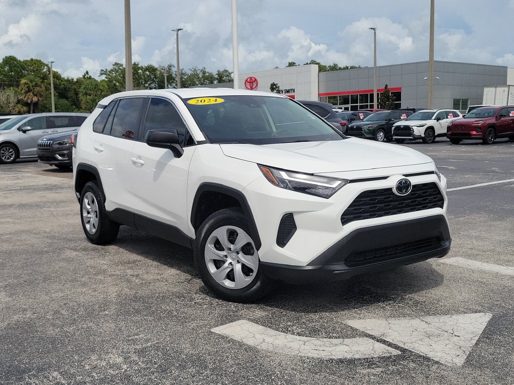 2024 Toyota RAV4 LE