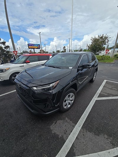 2025 Toyota RAV4 LE