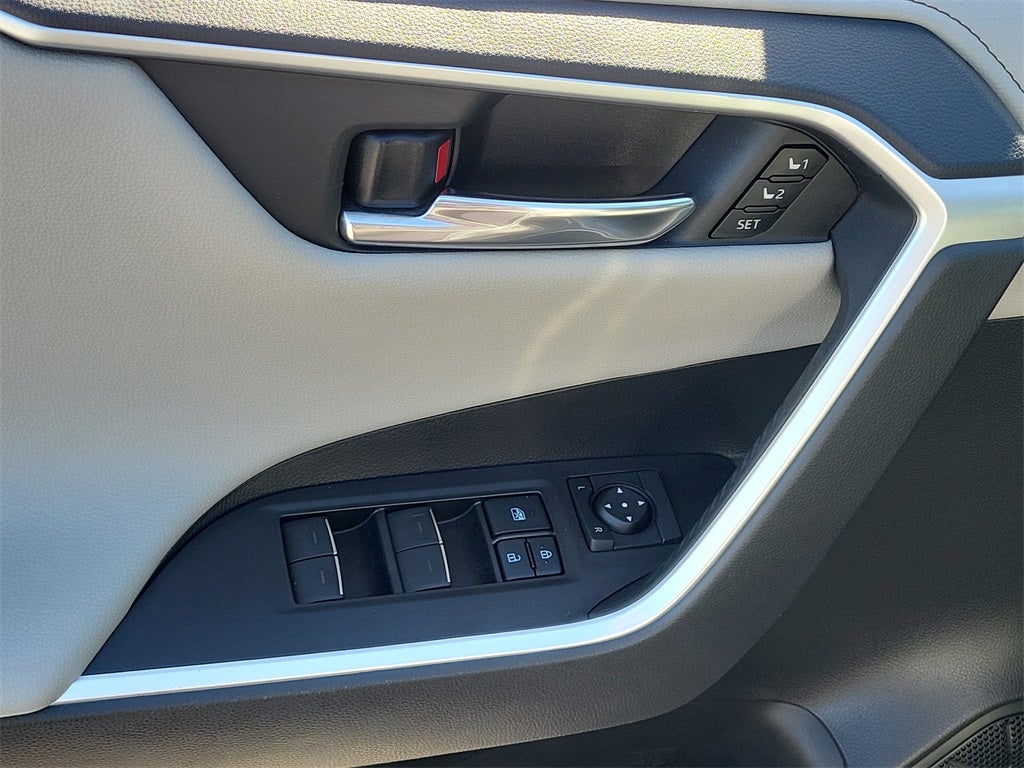 2022 Toyota RAV4 Limited