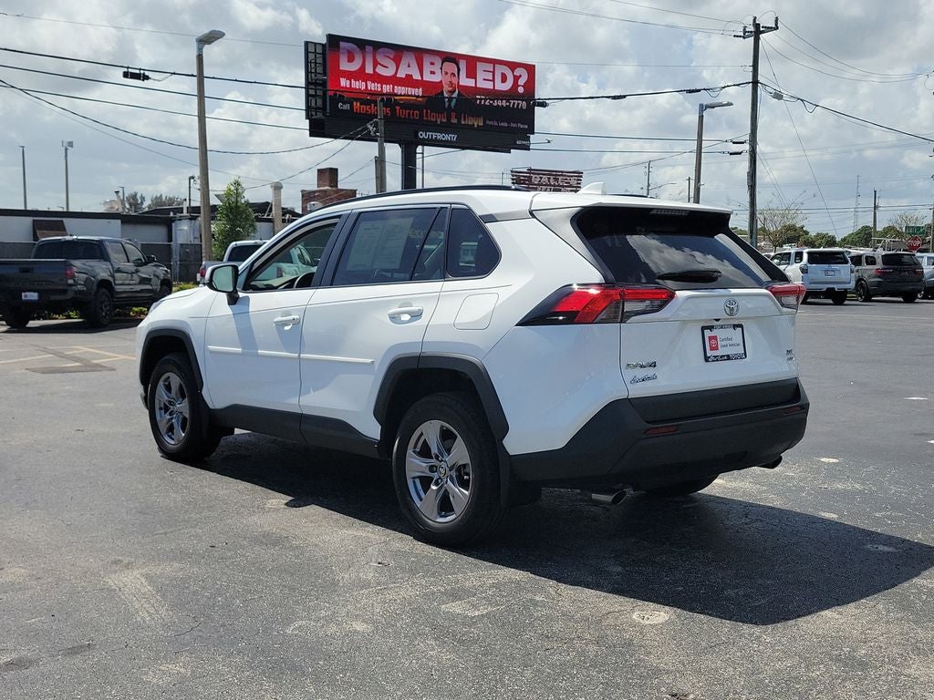 2022 Toyota RAV4 XLE