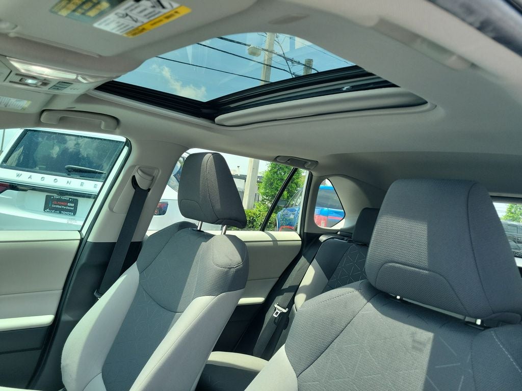 2024 Toyota RAV4 XLE