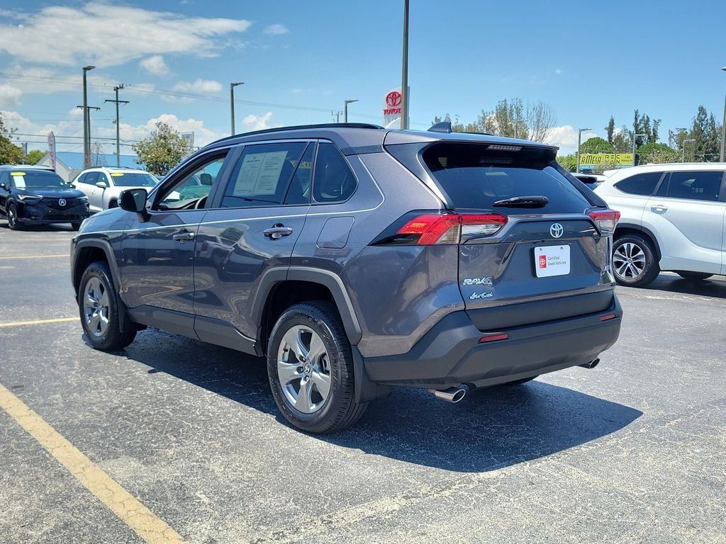 2025 Toyota RAV4 XLE