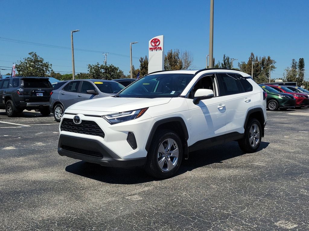 2025 Toyota RAV4 XLE
