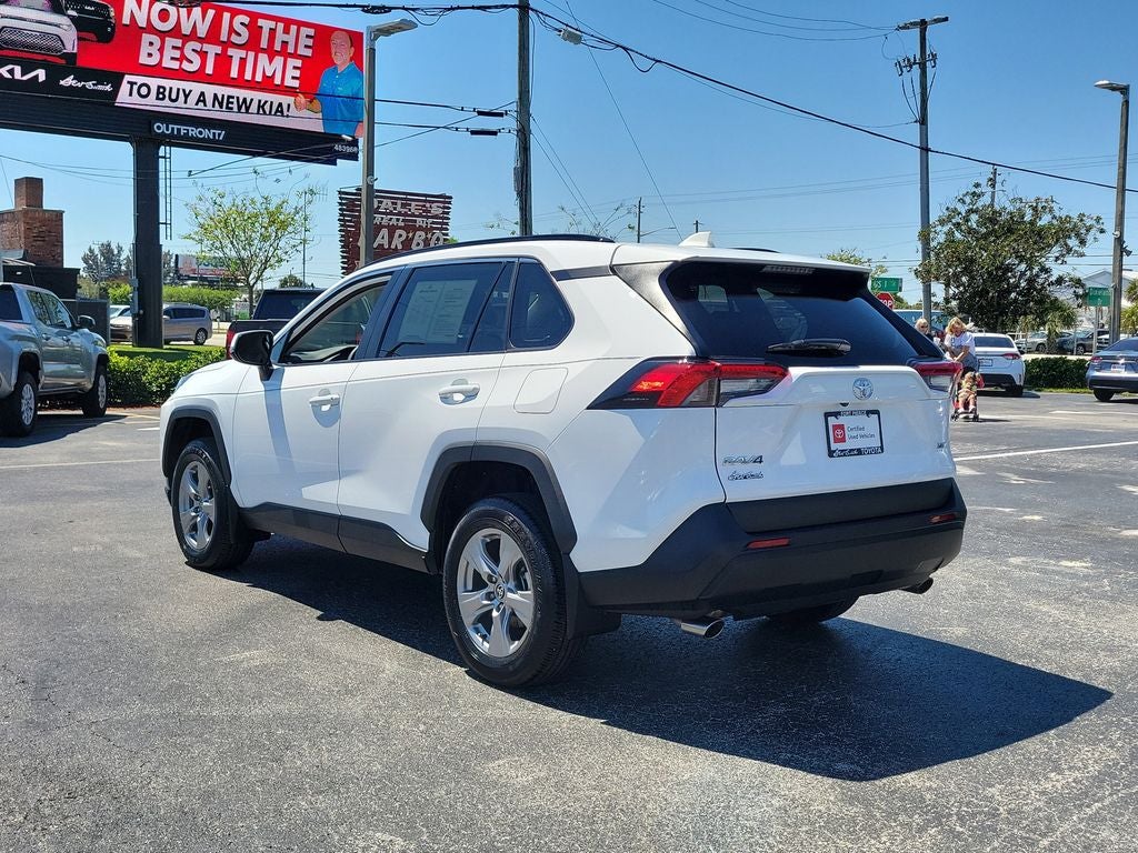 2025 Toyota RAV4 XLE