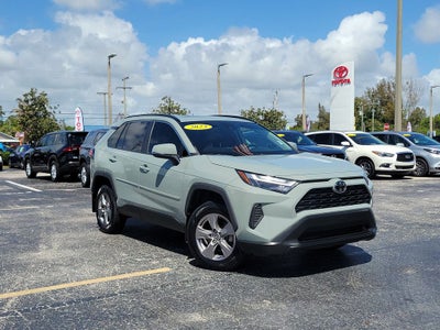 2023 Toyota RAV4 XLE