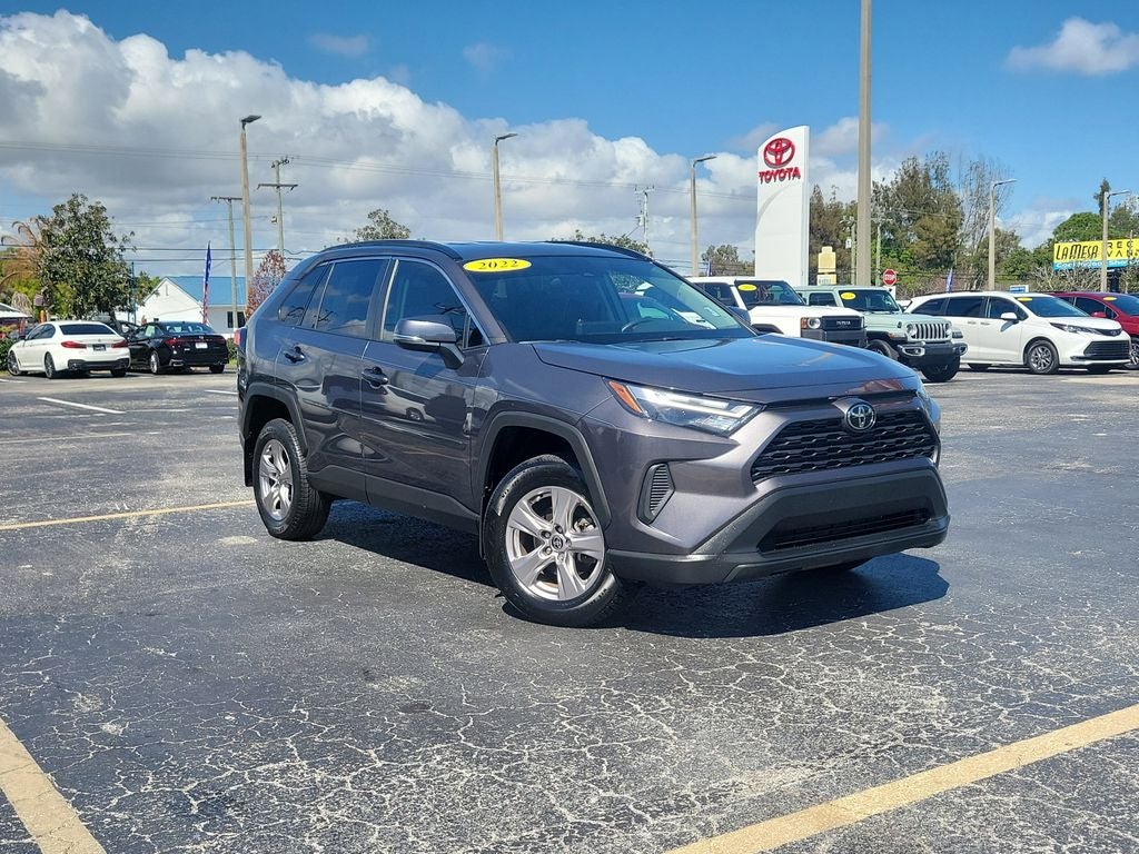 2022 Toyota RAV4 XLE