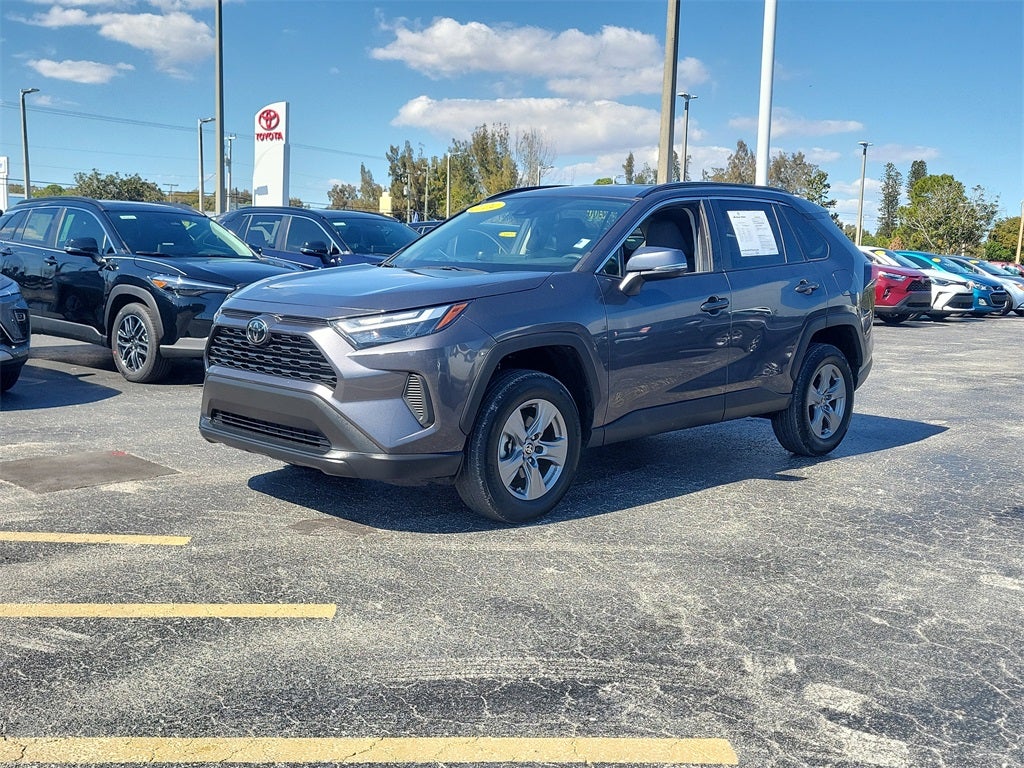 2024 Toyota RAV4 XLE