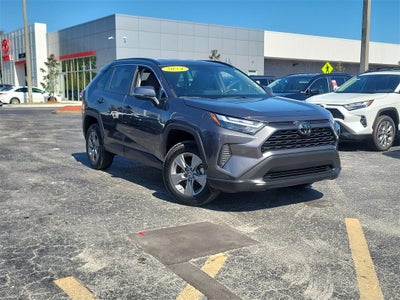 2024 Toyota RAV4 XLE