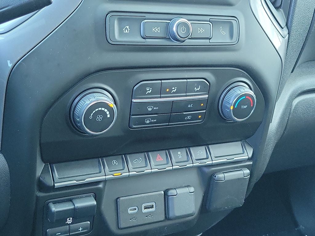 2021 Chevrolet Silverado Custom