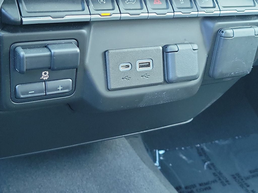 2021 Chevrolet Silverado Custom