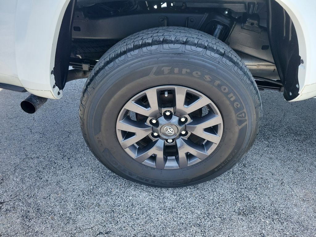 2023 Toyota Tacoma SR5 V6