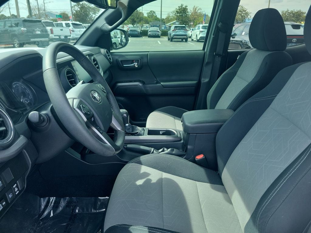 2022 Toyota Tacoma TRD Sport V6