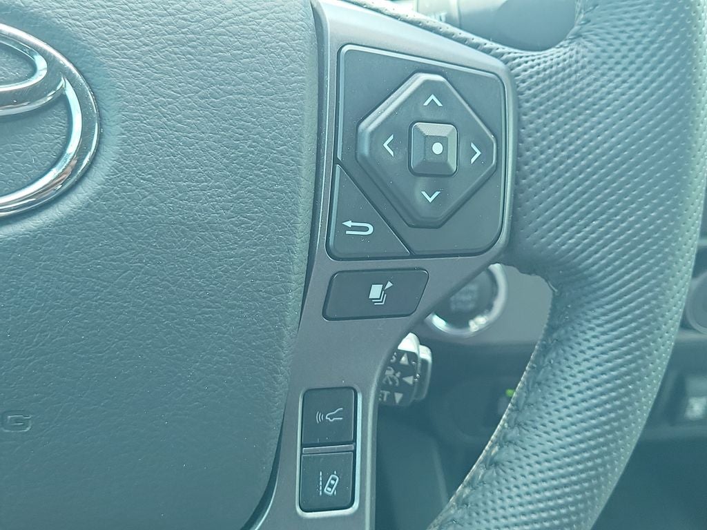 2022 Toyota Tacoma TRD Sport V6