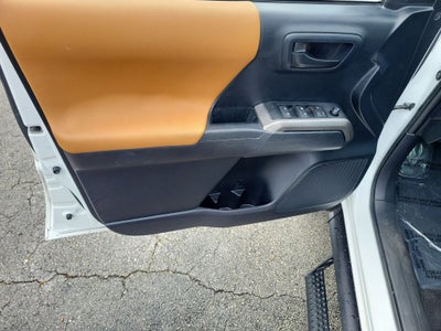 2019 Toyota Tacoma SR V6