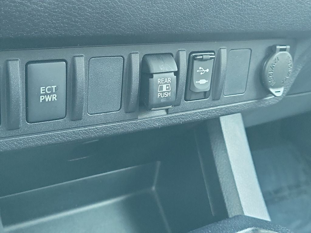 2019 Toyota Tacoma SR V6