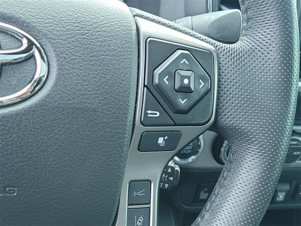 2022 Toyota Tacoma Limited V6