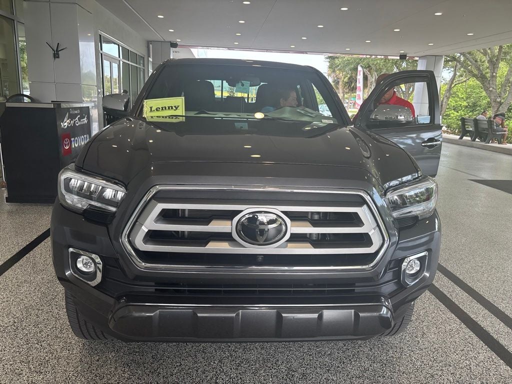 2023 Toyota Tacoma Limited V6